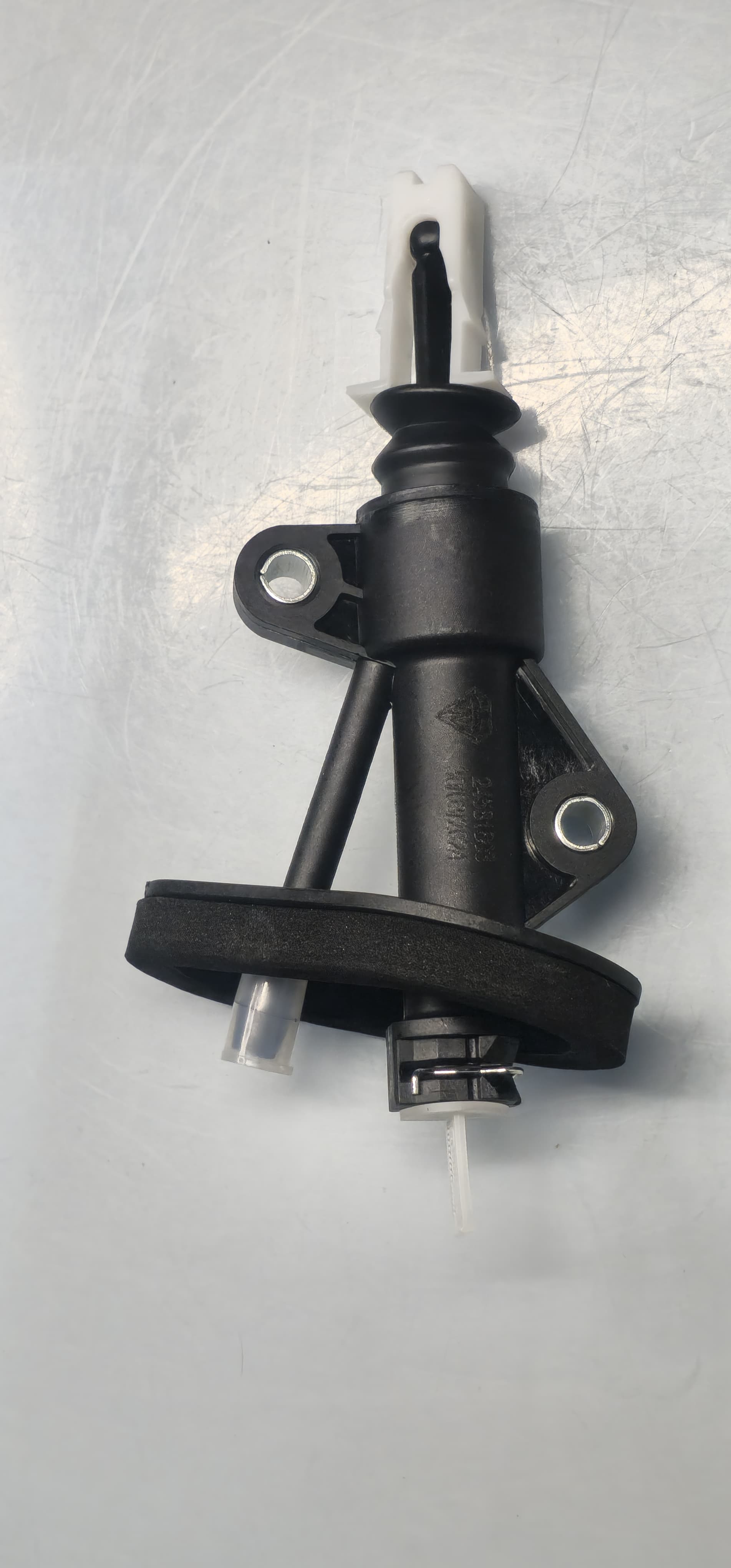 BOMBA DE CLUTCH SONIC 1.6 2012-2017